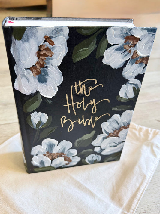 Painted She Reads Truth Bible – White Peonies on Black | Jeremiah 29:11